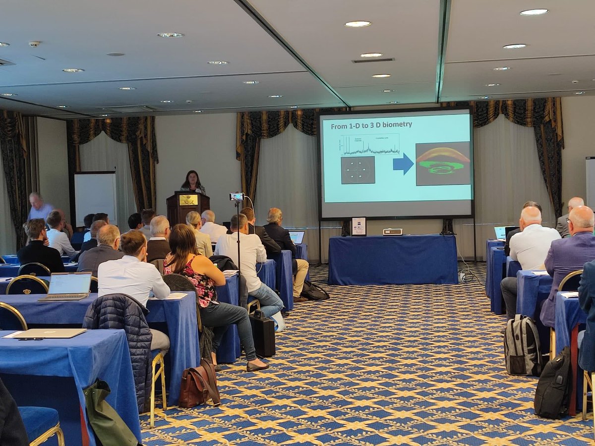 MarcoslabUr's tweet photo. What a better venue than #IOLPowerClub to present the gains of quantitative 3D #OCT in #IOL selection #CataractSurgery @MarcoslabUr @CvsUor @FlaumEye @EmpireStateDev @ERC_Research #OCT4IOL #AccurateIOL; Thanks Ken Hoffer for invitation! https://t.co/Y1BLAnApSi