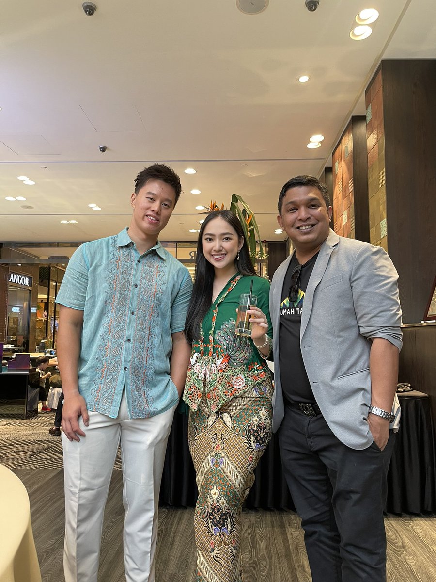 Pleasure to support <a href="/8sianNFT/">8siannft</a> collab with The Royal Selangor… such a beauty.. well done <a href="/8sianmom/">8sianmom</a> and team… another milestone to greater success…