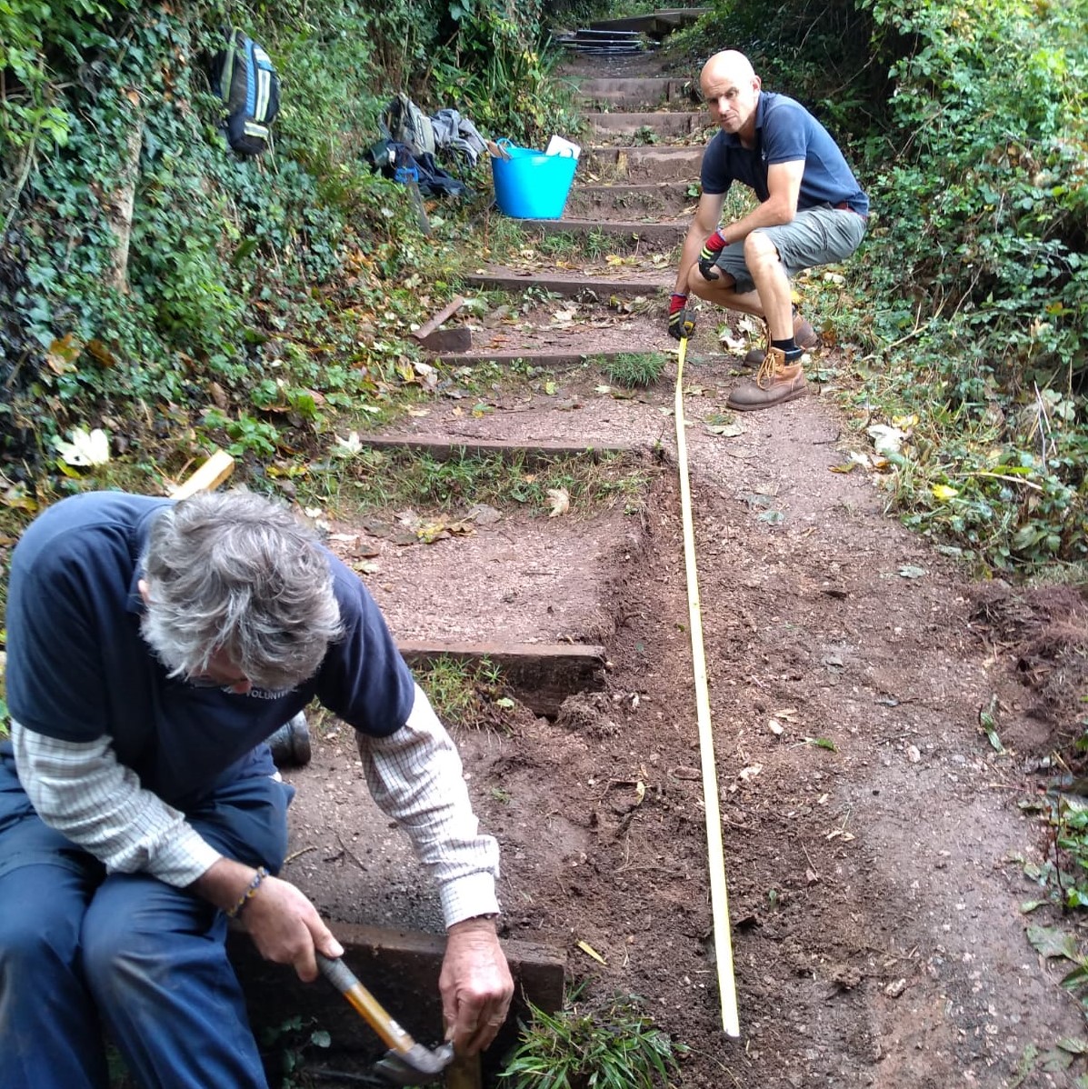 BerryHeadRanger's tweet photo. The steps and boardwalk at Sharkham have been repaired and cleared thanks to the fantastic team of volunteers from Berry Head. 

#thankyouvolunteers #footpathmaintenance https://t.co/g9GxI6lvmw