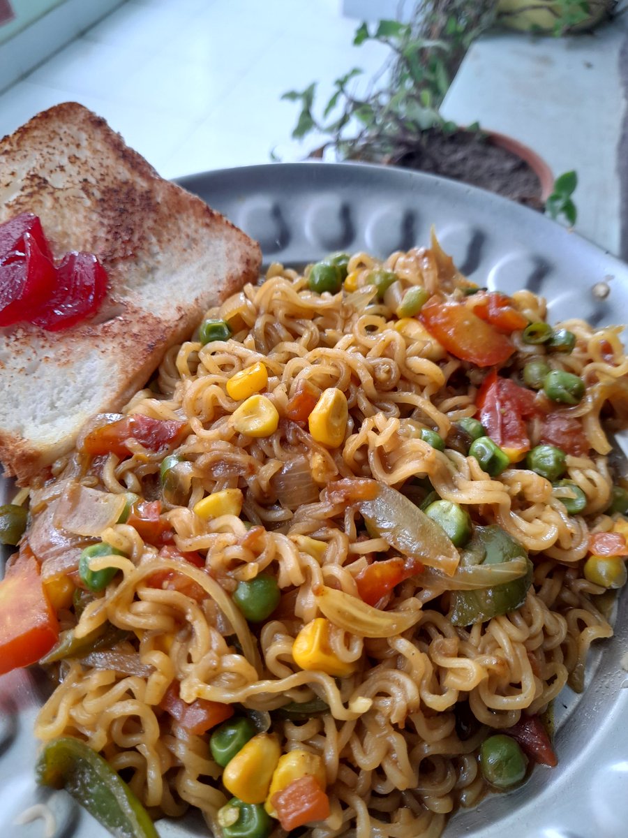 Gupta_Dynasty's tweet photo. 🫕🍜🥗🍲 https://t.co/9gqiJgQVBj