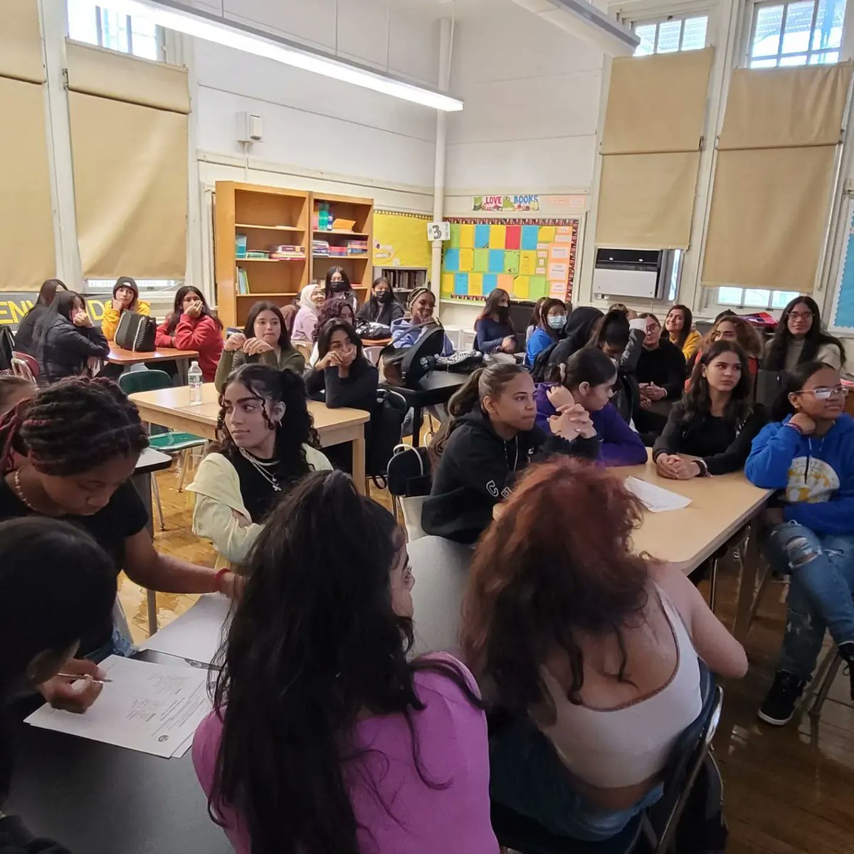 AELNYC's tweet photo. We launched our 1st MSK meeting for the year (9/23/22) and what a turn out. We hope to build community, lasting friendships &amp; partnerships and encourage each member through encouragement and empowerment. The work starts today. Here's to another great year MSK. #Excellentleaders https://t.co/HBJicow8LD