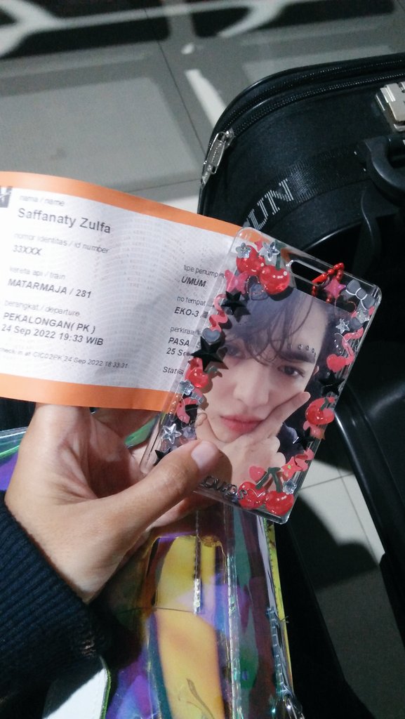 schupacoups's tweet photo. H-1 ketemu ayanggg (ini gue update di semua acc gue anjir) 😭😭 https://t.co/njgjecvwPo
