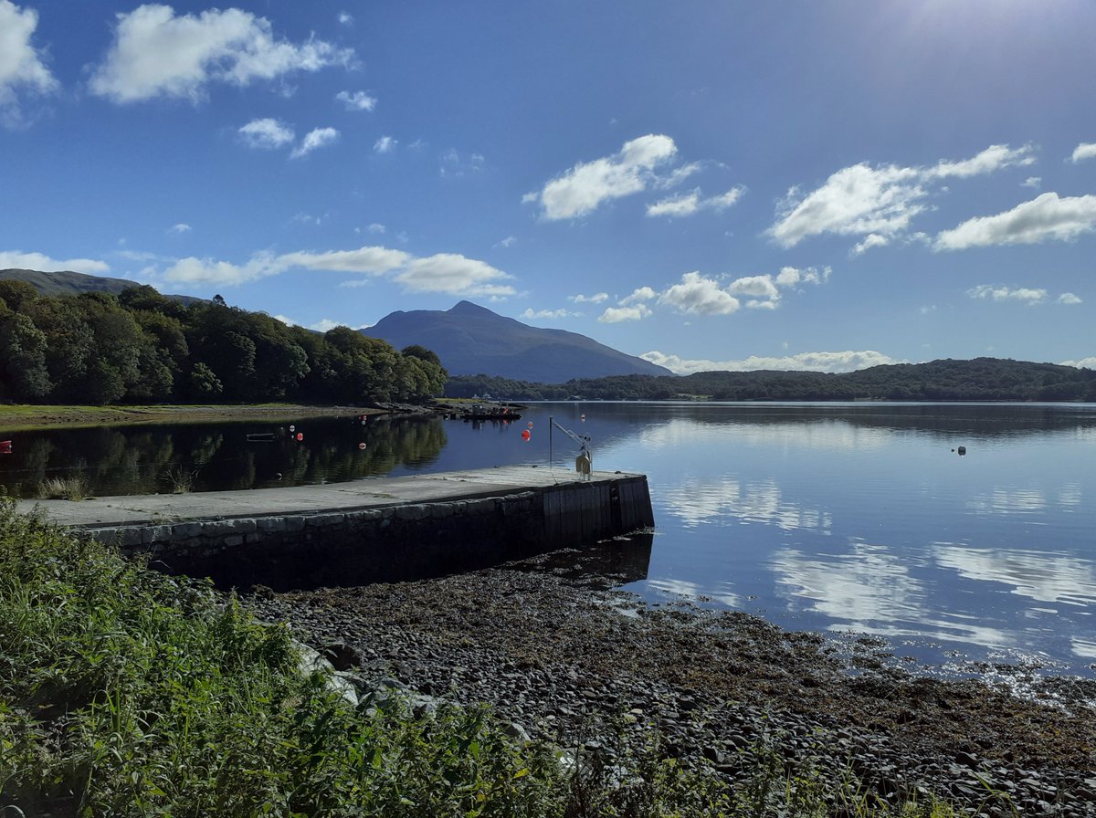 LorneOban's tweet photo. A lovely Autumn day for a cycle along the Bonawe road, beside the shores of Loch Etive, and with Ben Cruachan in the distance. #dailycycle https://t.co/IrLqnGLwJk