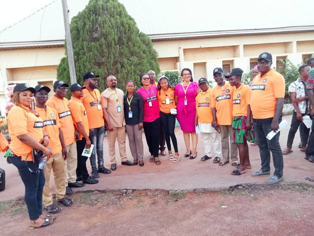 AFRICUNIA BANK tweet media