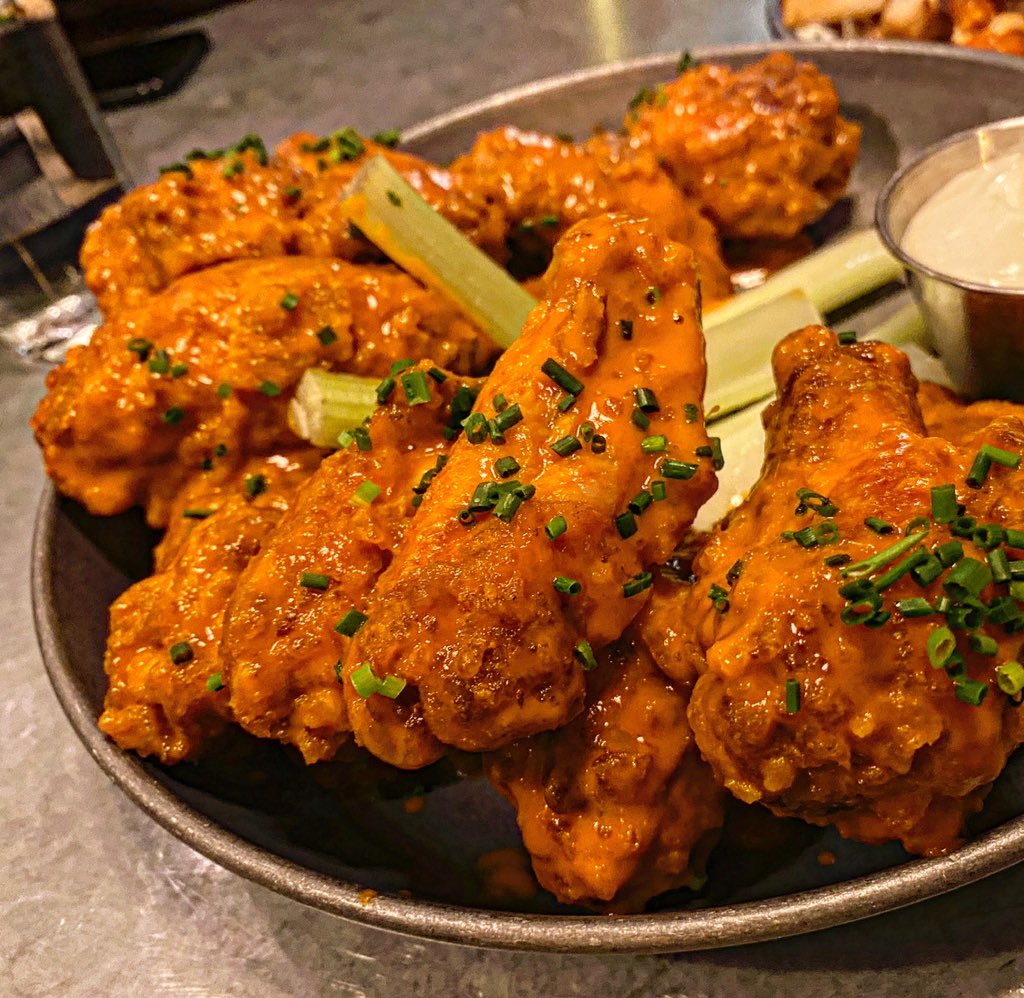 Last night: buffalo wings at <a href="/wingmanschicken/">Wingmans</a> #chicken #wings #buffalo