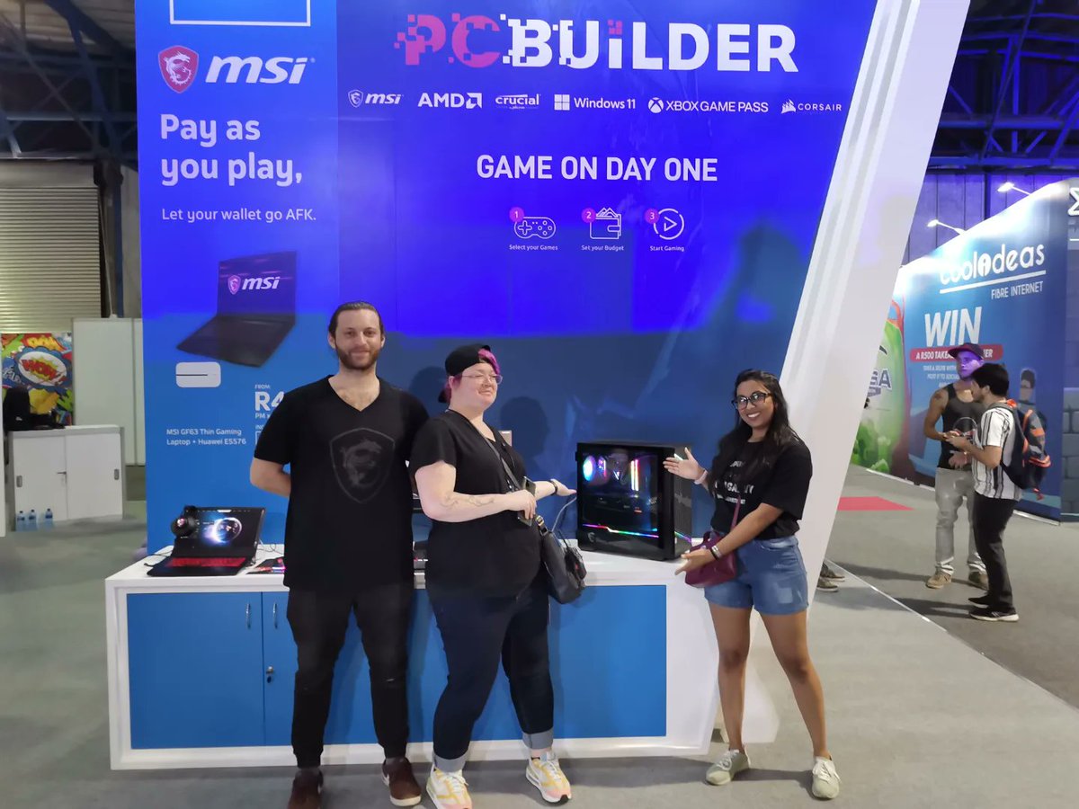 thespaawn's tweet photo. Fell in love with this beauty today at #ComicConAfrica2022
@MSITweetsZA @PCBuilderZA @VSGamingWorld
#PCBUILDPRIZE #pcgamer #twitch #smallstreamer https://t.co/IBu6AmfKaL