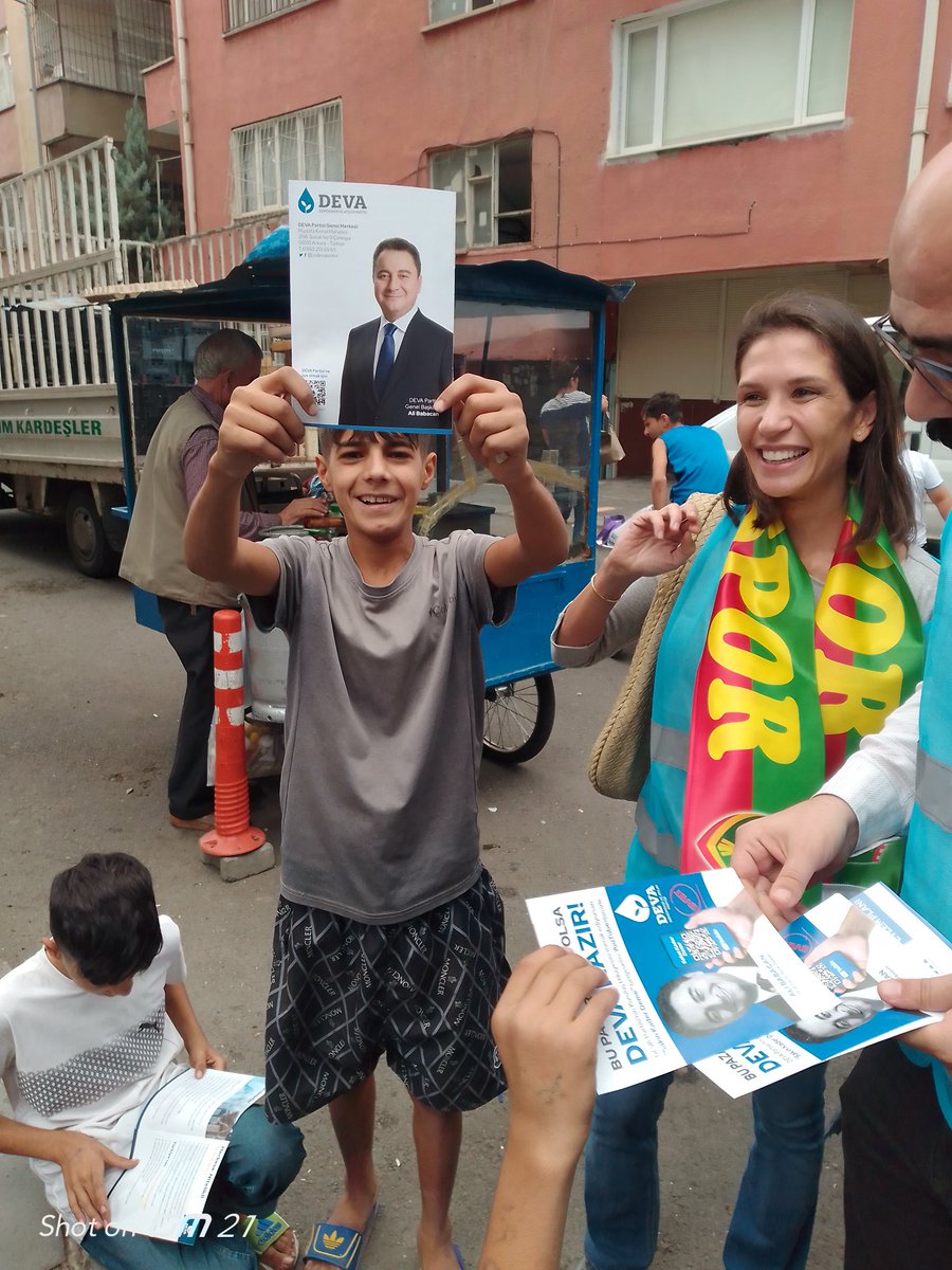HsnGzLL's tweet photo. Meydanlar bizim saraylar sizin olsun. 
Damla damla büyüyoruz. https://t.co/RcrI0ITTmA