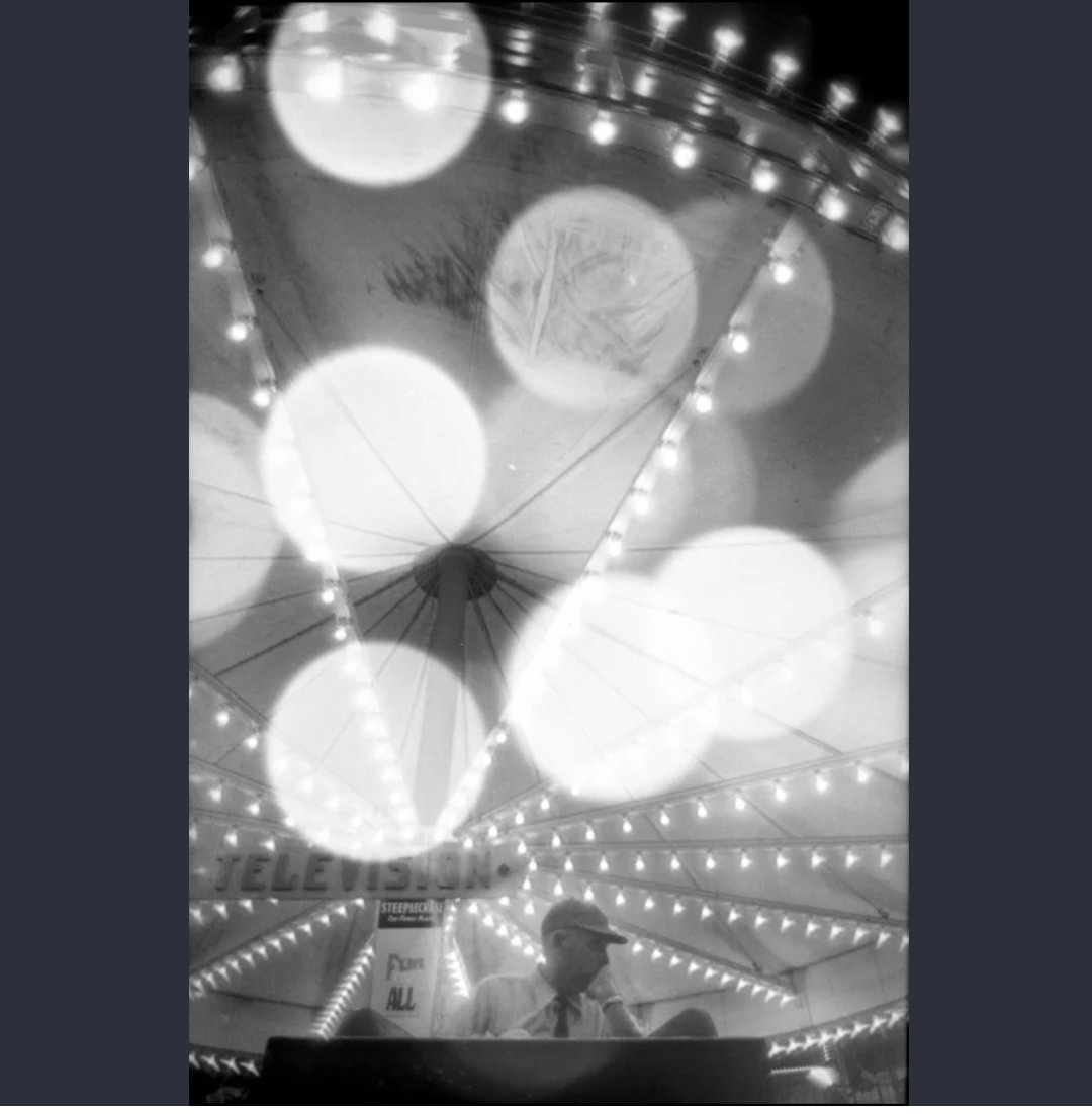 HaroldFeinstein's tweet photo. Merry-go-round double exposure, 1951
#haroldfeinstein

"The boardwalk at night was all about the lights. This double exposure was a bit like double scooped ice cream cone! The more the merrier."   Harold Feinstein https://t.co/oo5bc7hzSU
