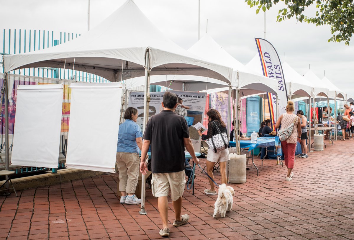 DelRiverWfront's tweet photo. Ferry rides, face-painting, and fun on the Philly and Camden Waterfronts? Oh my! Join us today for the Delaware River Festival to celebrate the mighty Delaware River from 10am to 4pm. #MyPhillyWaterfront https://t.co/uDDv7xqoM3
