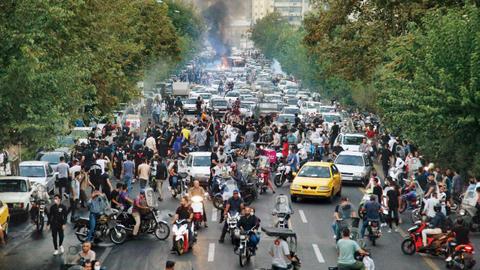 everyone who read this:
please be our voice, we have limitation on internet as many as you can comment #OpIran #MahsaAmini #مهساامینی  
that everyone hear us
#BlackLivesMatter