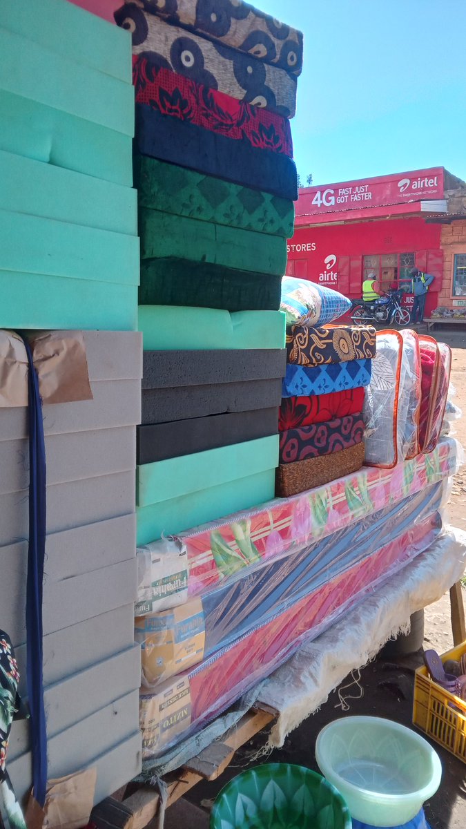 simionquan's tweet photo. Pals let's help a pal grow his business
Saturday kama kawaida nawatolea foam na offers moto moto!!!
"Si bora usingizi, ila ni Usingizi poa"
Heavy duty/Medium duty https://t.co/ewSFRp7ful