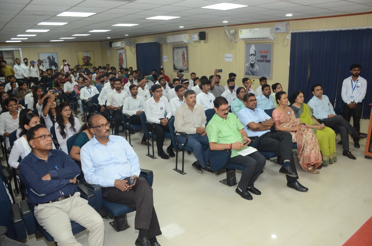 ancpatna's tweet photo. NSS Day celebrated at college today. Shri Kumar Ravi, Secretary, Building Construction Department, Govt. of Bihar cum Commissioner, Patna Division was the chief guest. @NSSRDPATNA https://t.co/KDXo9E6LiG