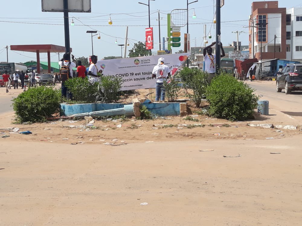 kodjo_preira's tweet photo. Les #Scouts de Dakar proposent un programme d’activités de sensibilisation sur l’importance de la vaccination contre le Covid 19 sur le terroir du #Sénégal Be careful @MastercardFR @SneipsO 
@scoutdusenegal 
@ScoutingAfrica 
#ItsUpToUs 
#StopCorona 
#scouts 
#OuiPourlaVaccination https://t.co/OVsZBohL30