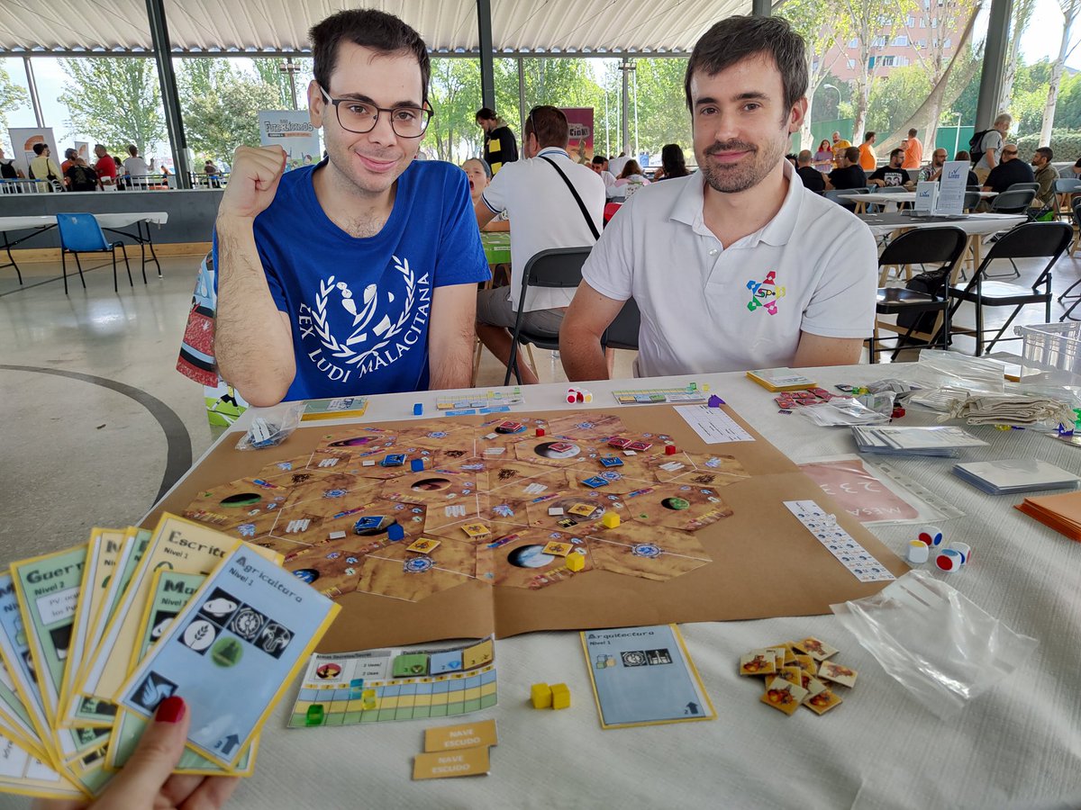 Lex Ludi Malacitana tweet media