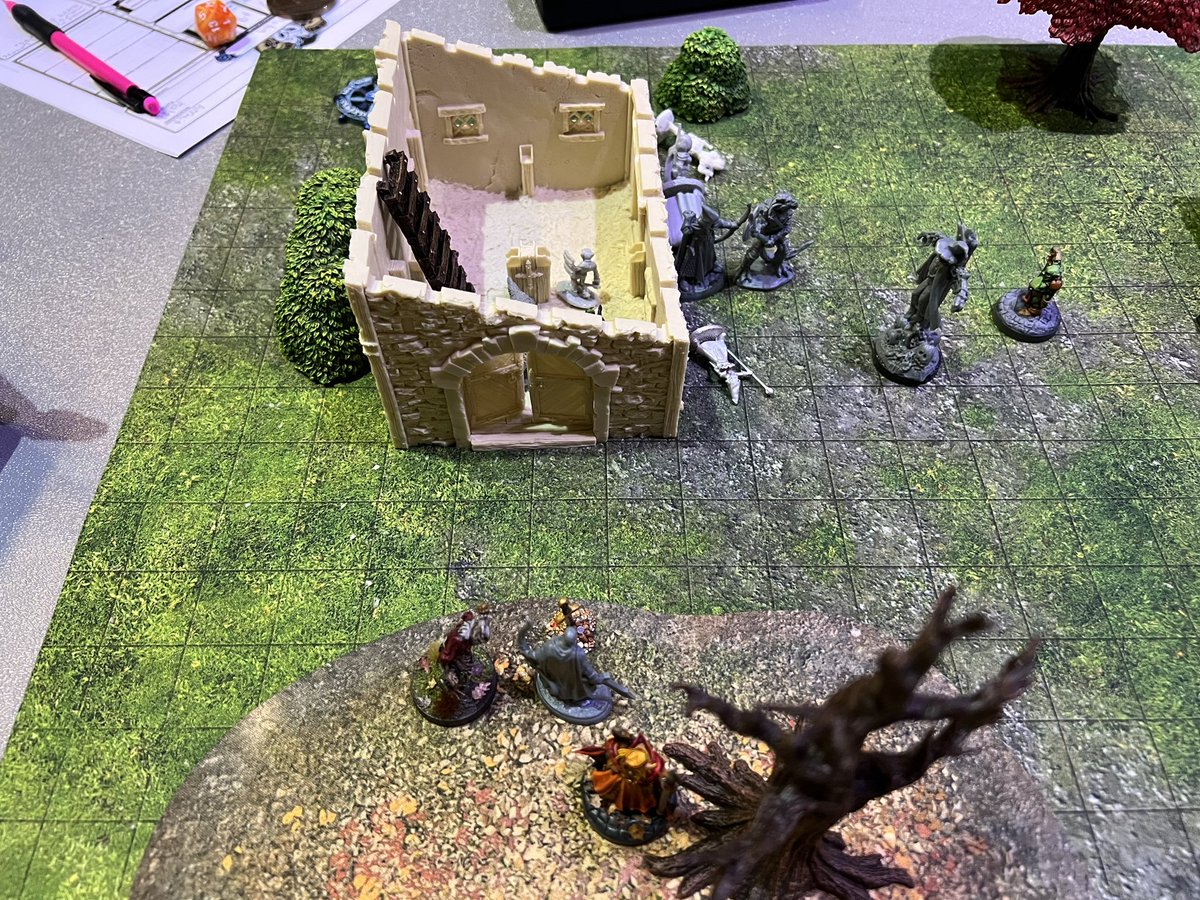 Travis_Fauber's tweet photo. #ttrpg #dnd #dnd5e #dungeonsanddragons #dmsguild #adventure #dmsguildcreator https://t.co/QFelrKAzex