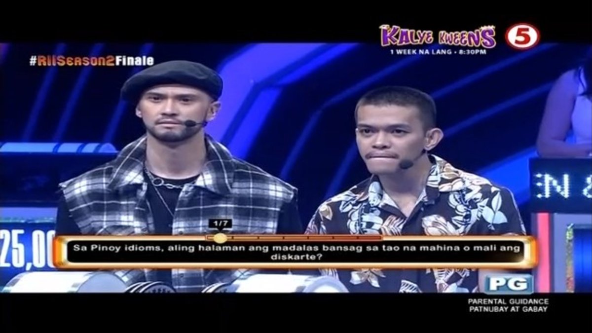 TV5manila's tweet photo. Goodluck sa inyo! Mapa-sainyo sana ang 2M!
#RIISeason2Finale
#RollingInItPHTV5
#IBAngSayaPagSamaSama https://t.co/LVdKv8RNaA