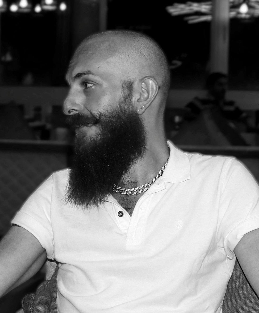 owisses's tweet photo. #in_love_we_trust🌹🤘🏼🔥 #owiss #owisses #artist #world #brother #for #ever #classic #life #acting #singing #uae
#Special #thanks #to @ah_wahbeh #in @hashtagrestaurantdxb https://t.co/hLEcXqX2YB