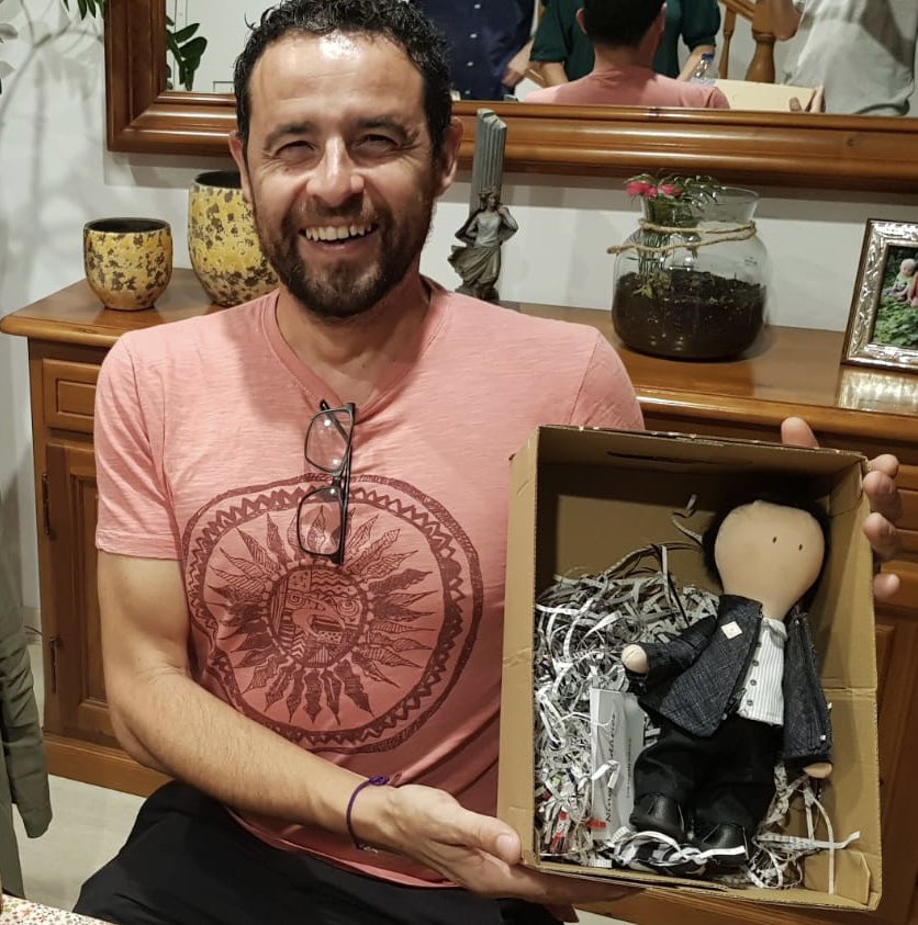 Ara els 5 ja tenim la nostra Nina Solidària , mireu que xules😍😍 gràcies <a href="/jorfabrega/">Jordi Fàbrega 🎗</a> per pensar en nosaltres i per liderar aquest equip💪💪