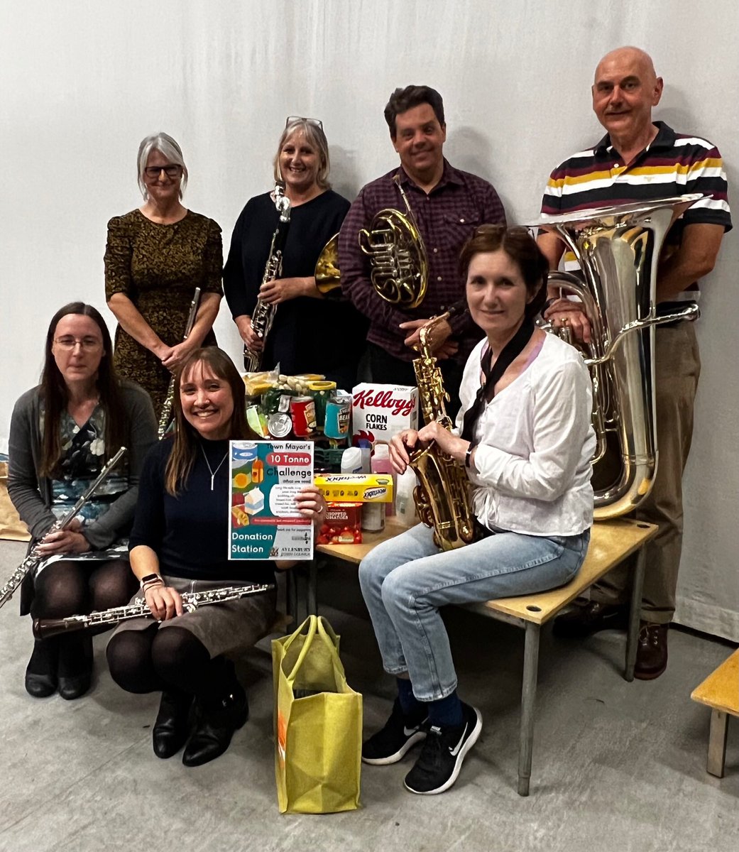 Aylcb's tweet photo. 52 kg of food collected for the Aylesbury food bank this week. https://t.co/CtDQLC8u64
