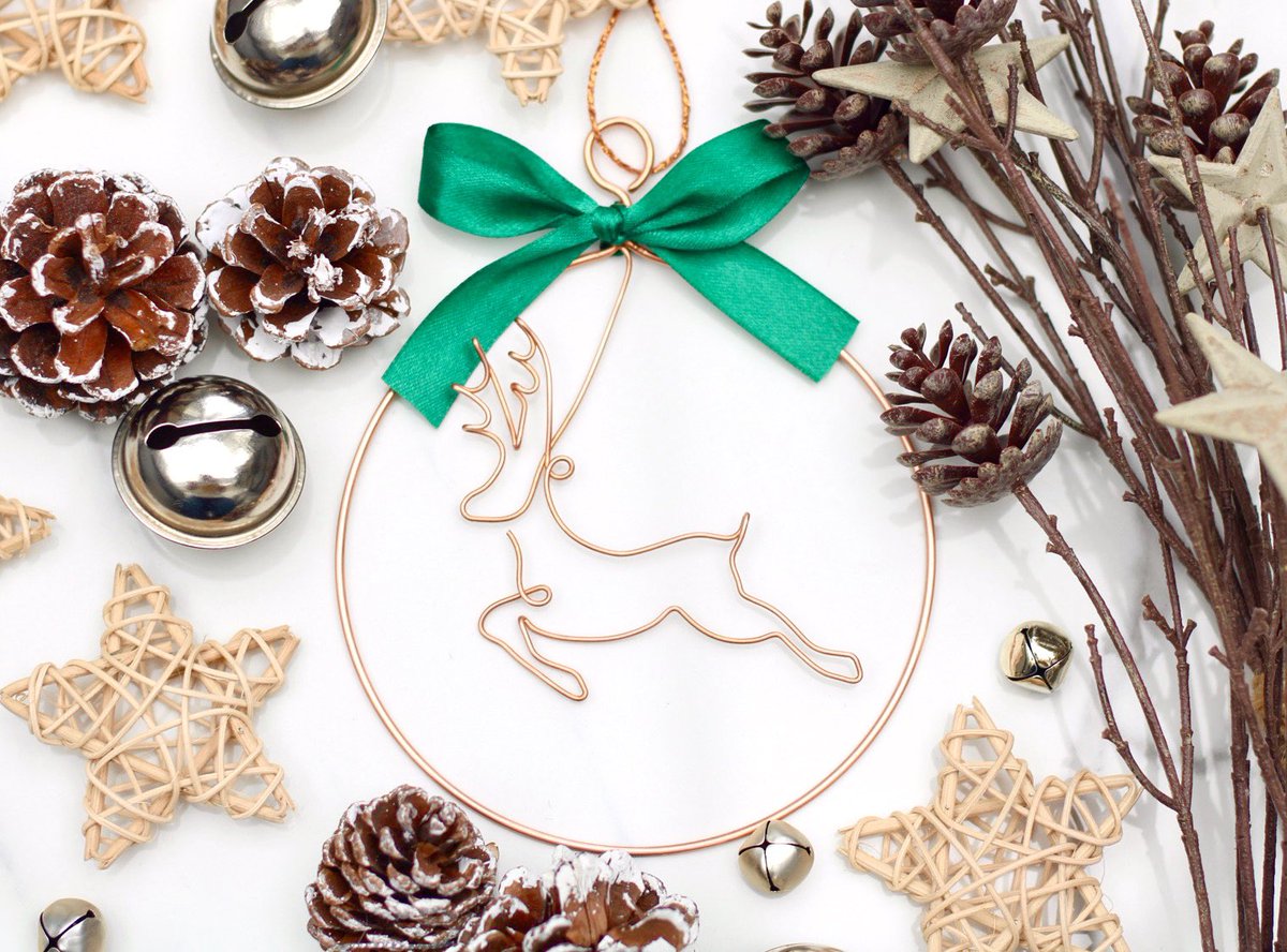 Copper_Cup29's tweet photo. ✨ Some things are just too good to change ✨ 

So this Christmas will see the return of;
🌟 Hoops of Christmas
🌟 Rockin’ Robin
🌟 Prancer and Dance

All available on our website https://t.co/IPxGoCm83I

#CWordSeptember #UKGiftHour #UKGiftAM #MHHSBD #shopindie #shopearly https://t.co/SwqZza6aAP