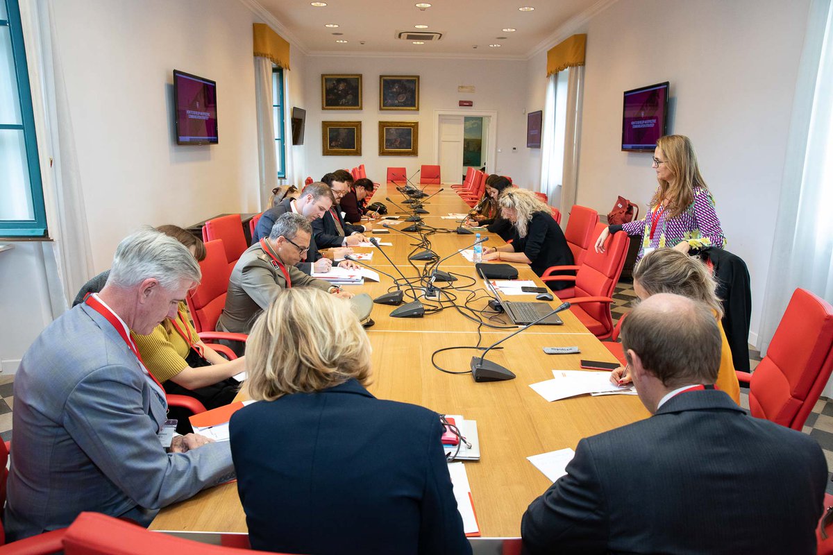 ordinedimalta's tweet photo. La seconda giornata di lavori del Forum internazionale dei Comunicatori dell’#OrdinediMalta vede coinvolti i partecipanti in workshop formativi su strategie di comunicazione e competenze digitali. https://t.co/BrqTKq5e7F
