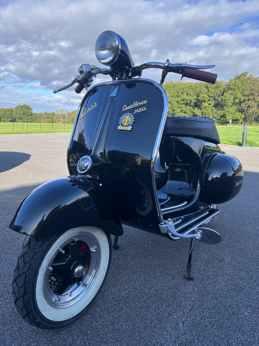 Spen_Coe's tweet photo. The chosen weapon for Clitheroe weekender #vespa #quattrini #itsgreennotblack https://t.co/5Sw3XJwaX4