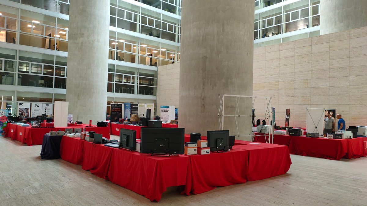 rserrano_iw's tweet photo. Todo listo en nuestro Showroom para que los asociados y asistentes puedan conocer las propuestas de las marcas participantes en el #CSGranada22 #IWAcademy22 https://t.co/GQQuT22VRg