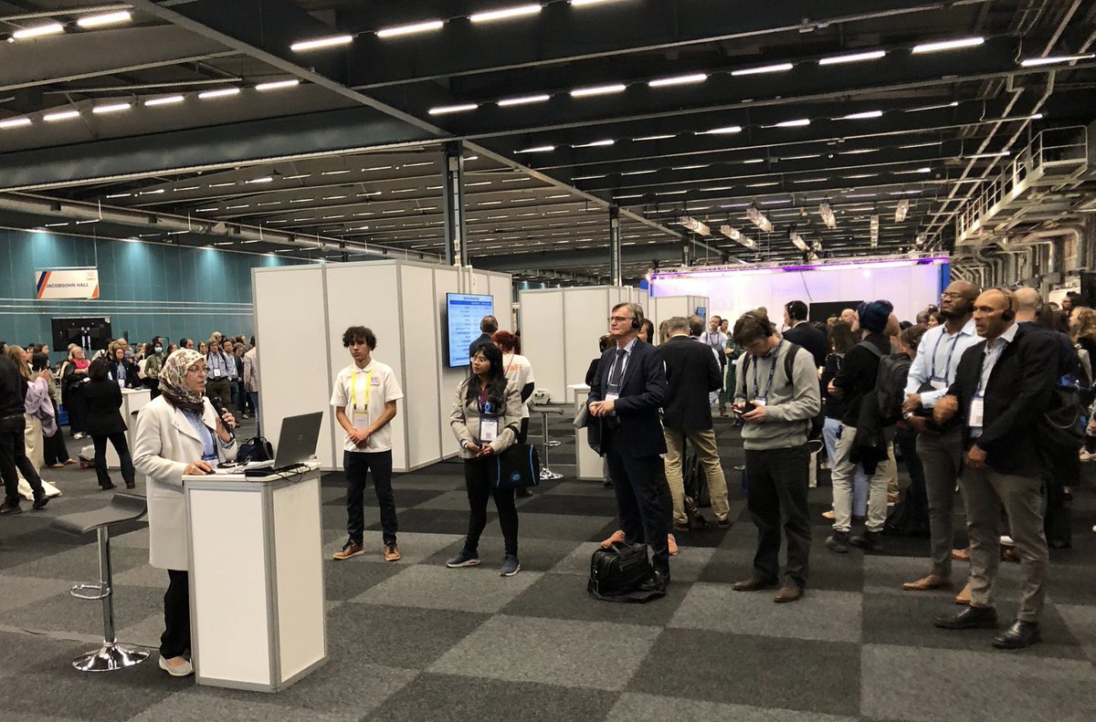 rabbani_naila's tweet photo. #AGEomics technology I brought to @QU_Health would generate $100000 for @QatarUniversity per year if I could provide analysis to Universities of #Uppsala #Helsinki #Ruhr &amp; #Boston who approached me at #EASD2022 @QF @SIEEDQU https://t.co/Uj8dQstNJy