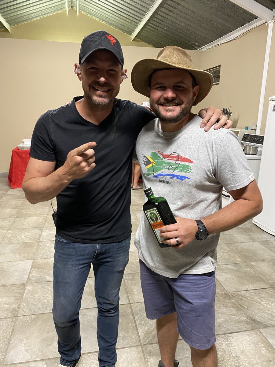 ruansparky's tweet photo. ⁦@Jay_du_Plessis⁩ dit is weer Erfenisdag, ons moet maar weer ietsie vat vir die senuwees! https://t.co/TC47XrsOpx