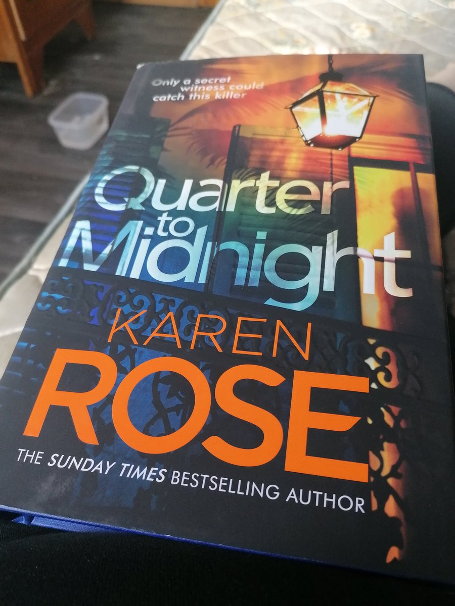 sjas97's tweet photo. @KarenRoseBooks look what arrived when I was away for holiday https://t.co/skJ6oHO9NY