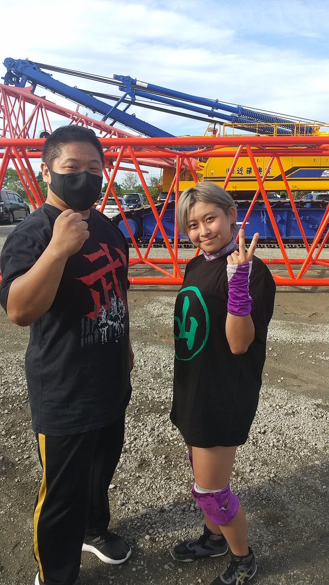 ma2_0513's tweet photo. 綿引竹春先生と共に、
CHAKURIKI 17に出場する、
田馬場貴裕の介添人でした。

熱かった！
試合も天気も！
熱い会場をもっともっと熱くされた愛媛プロレスさん！
鶴姫花選手と写真を撮っていただきました！
ありがとうございました！

成敗！ https://t.co/D1uhnsSUqM