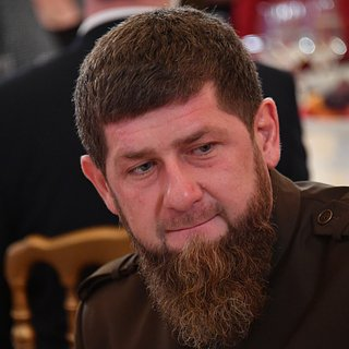 Nahah_Teshar's tweet photo. Кадыров предложил привлечь к боевым действиям сотрудников ФСБ, ФСО, СВР, ФСИН, МЧС, прокуратуры, службы судебных приставов, таможни и Следственного комитета

#Donbass #ReferendumDonbass #Chechnya https://t.co/W4ATKhTuCL