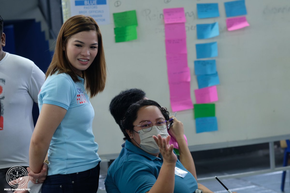 valenzuelacity's tweet photo. Also present at the event were Education 360 Degrees Investment Program Action Officer Rovin Feliciano, Councilor Cris Feliciano, Councilor Niña Lopez, and Liga ng mga Barangay President Councilor Jonjon Bartolome.

#Education360 #EducationSummit https://t.co/N4ajWrNamS