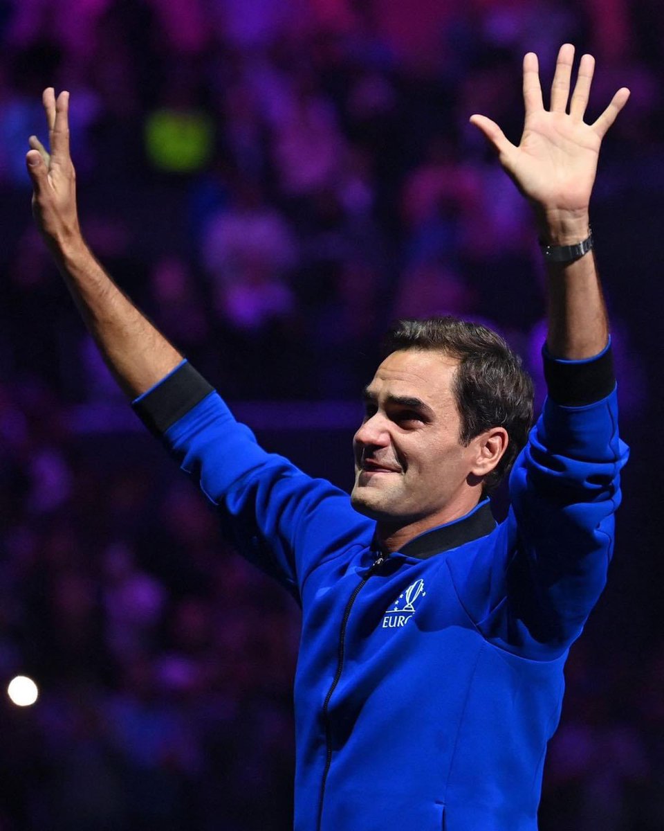 eiluJ #RForever tweet media