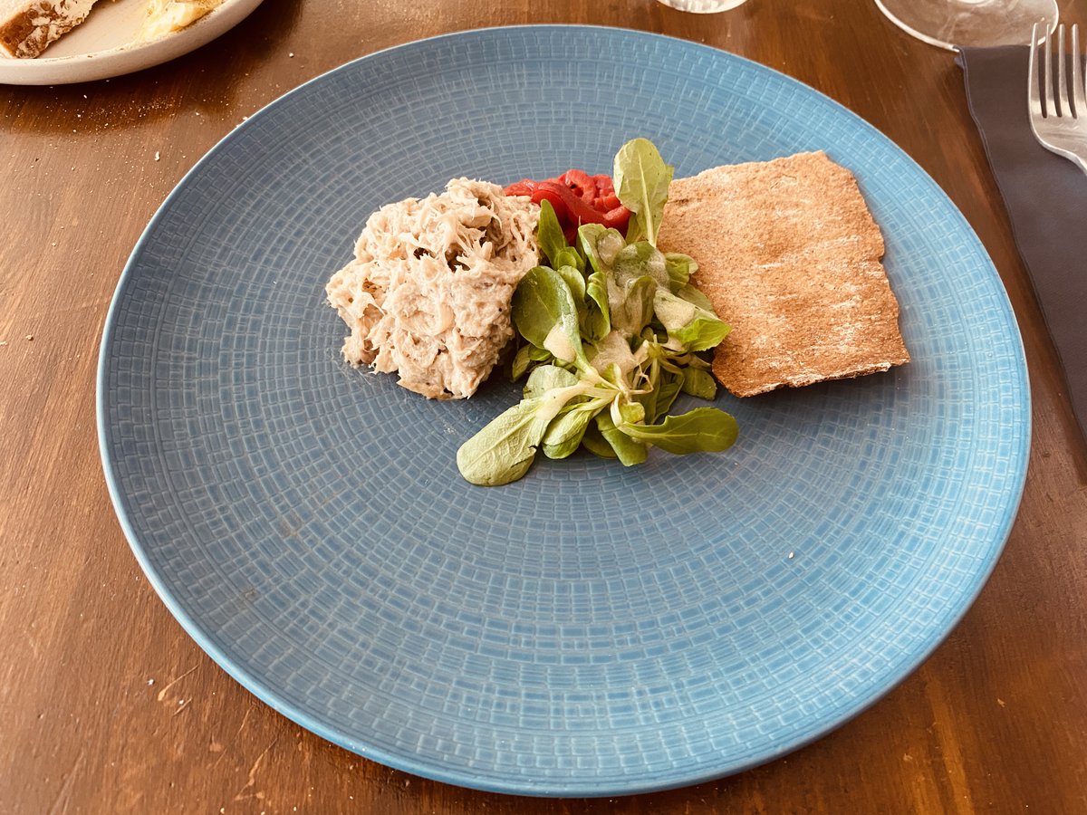 MichelinGuideUK's tweet photo. When a restaurant is called @FishandForest23 it’s no surprise to see fish and game treated with such respect #York
https://t.co/oTxreE7CKY https://t.co/tUG1LLcaik