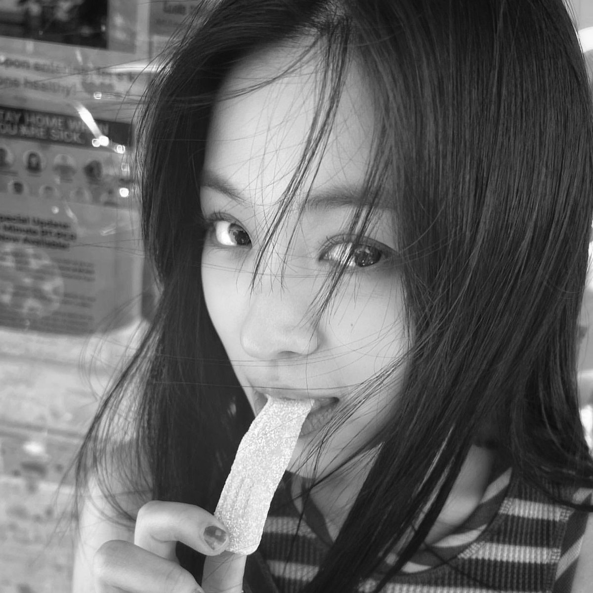 rjnrated's tweet photo. #류진 https://t.co/l0y5yqiCSp
