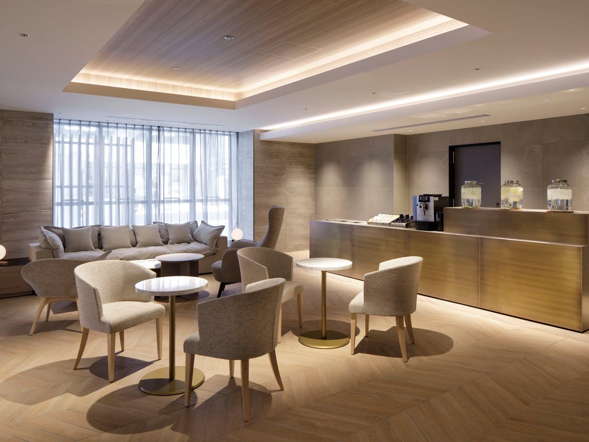 cosupa_tabi's tweet photo. 大阪にオープンした「HOTEL THE LEBEN」を知っていますか？

今年の3月にオープンしたばかりのホテルで、宿泊者はラウンジでのコーヒーや紅茶などが無料で楽しめます。今ならお得な開業プランで泊まれちゃうのでおすすめです。

このクオリティで1人6600円からはコスパ良すぎませんか…？ https://t.co/momwFdBjrZ