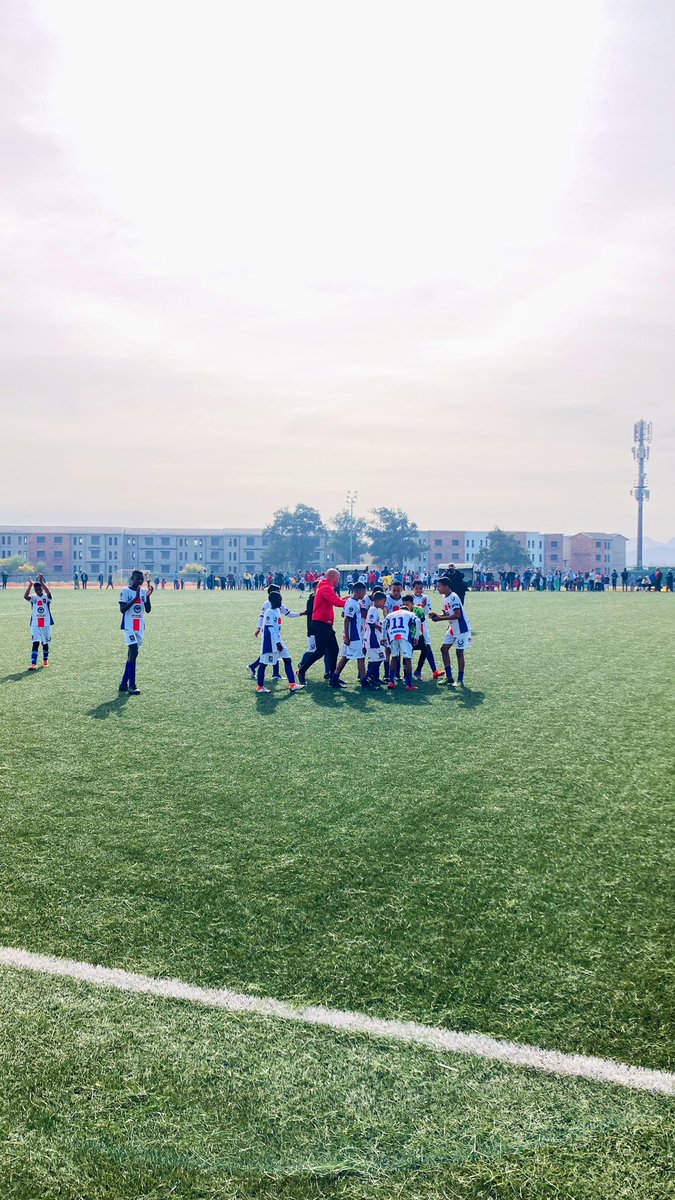 Carl_Isaacs0711's tweet image. The FN Rangers ABC Mostepe squad supporting the club’s junior teams on knockout finals day. 🏆⚽️🙏🏽 #RespectAndUnity