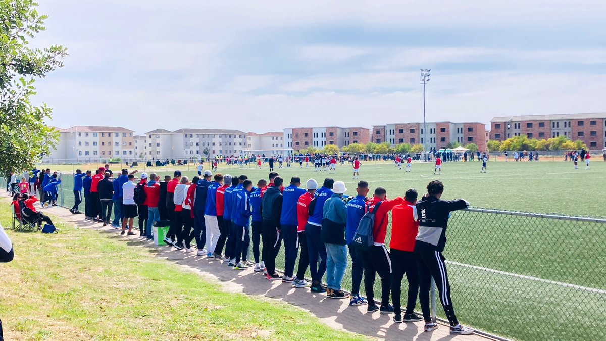 Carl_Isaacs0711's tweet image. The FN Rangers ABC Mostepe squad supporting the club’s junior teams on knockout finals day. 🏆⚽️🙏🏽 #RespectAndUnity