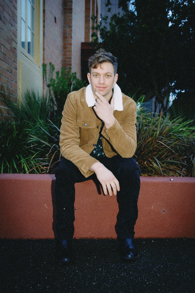 ncbradio's tweet photo. coming up on the Saturday Breakfast show with @garyjondavis  

#NewMusic from
@TheCrayonSet 
@CleanCutKid 
@_fieldmedic
#lachyo

to listen on @tunein click https://t.co/dCMIFoIMkL

#Eclectic
#radio https://t.co/ZI7v9FkAKE