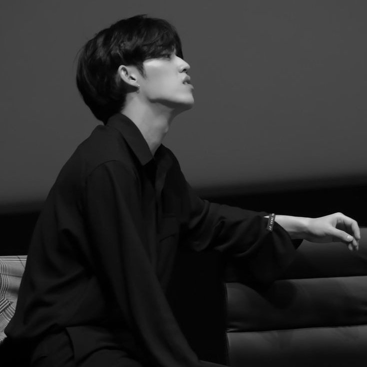 cheolshuavernon's tweet photo. → Last Love ←

A #JeongCheol au wherein... SC wants to break up with JH, but JH asked for the last seven days, why? https://t.co/fOxXRzkdLA
