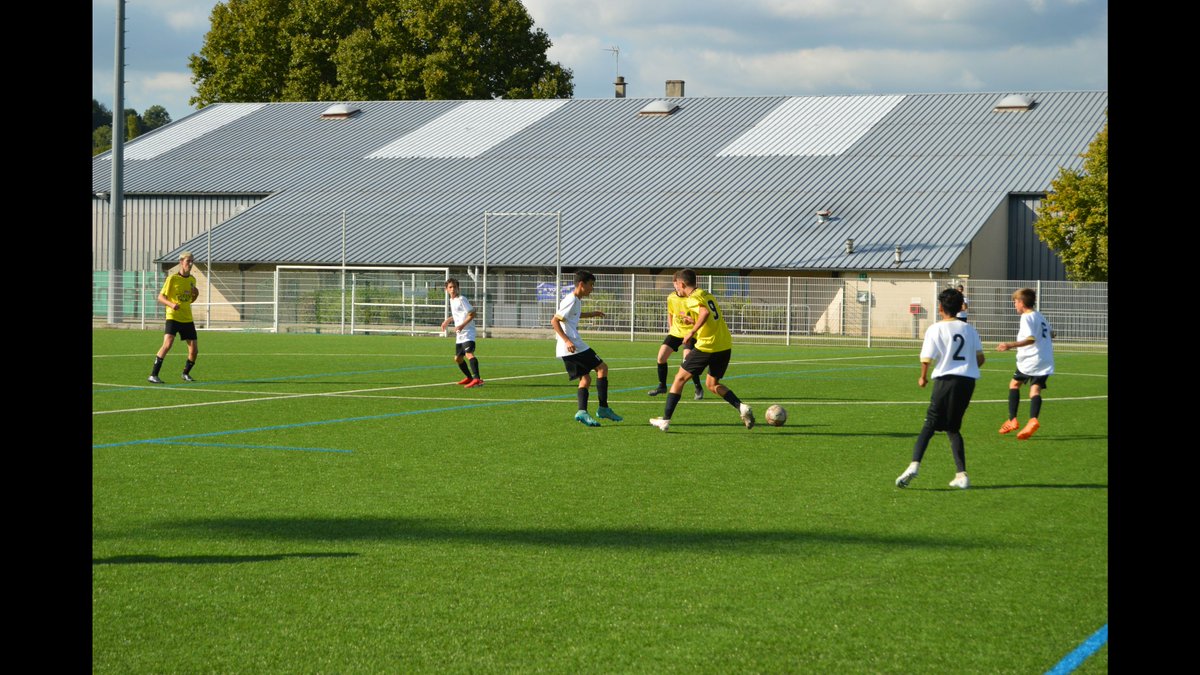 ClgGace61's tweet photo. Les 19,20 et 21/09 ont lieu les journées d'intégration de la section foot excellence 4/3ème, des moments importants pour souder le groupe et bien démarrer l'année ⚽️⚽️
@ClgGace61 @dsden61 @ac_normandie @ornedepartement @LFNofficiel @FJiquel https://t.co/3cBBPkzrZi