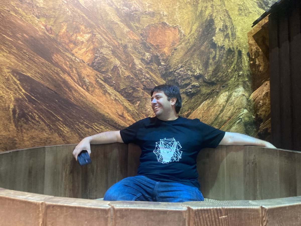 2022European's tweet photo. Wonderful trip ⁦@Naturalis_Sci led⁩ by Martin Rücklin https://t.co/88wrv4tqB3