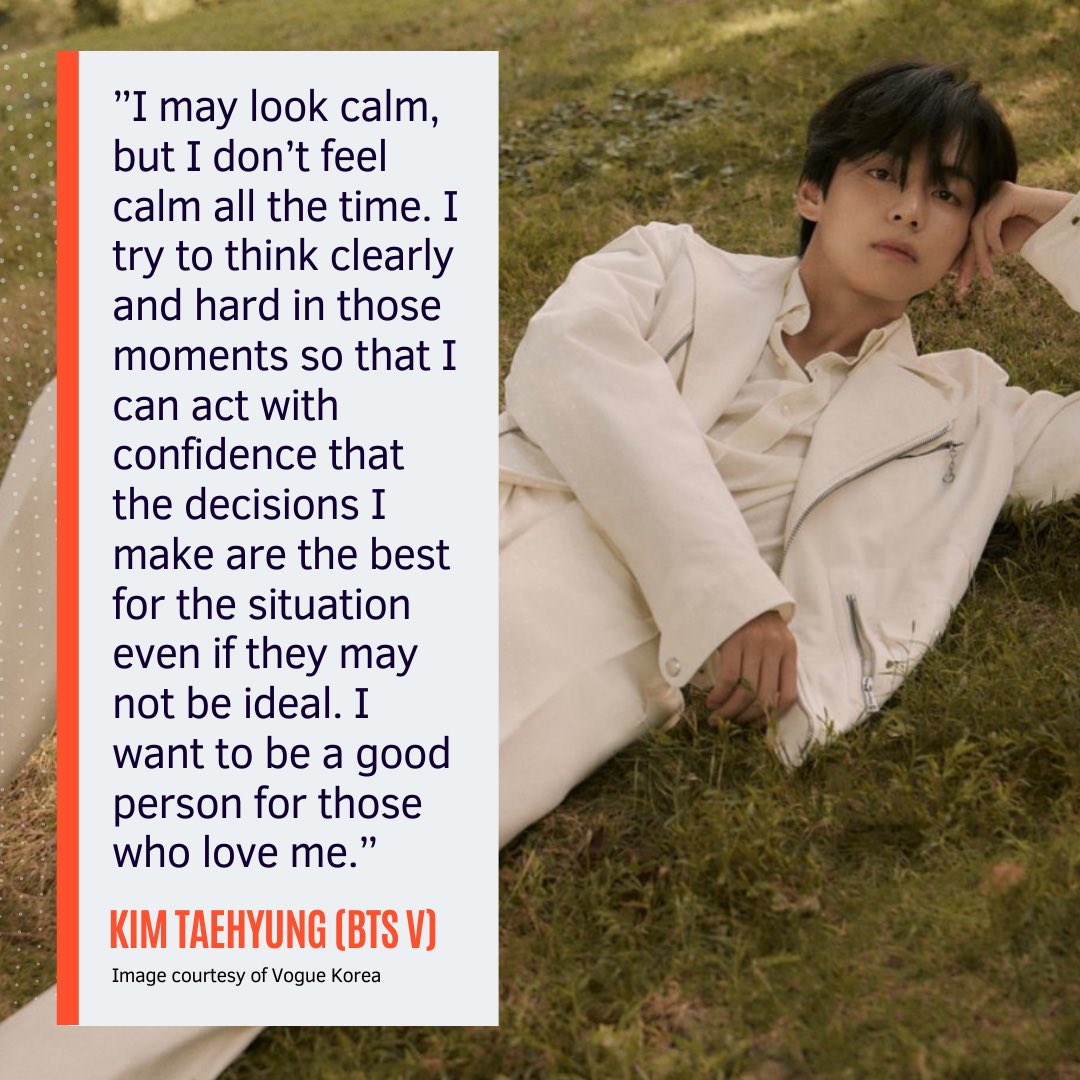 sweetneuphoria's tweet photo. Isn't this the most admirable thing about him. He is always true to himself and his fans. He doesn't fake himself just to fit in some fake standards.
He always thinks about his fans. 
#kimtaehyung is the most admirable idol. He is talented, is gorgeous, has best voice. #BTSV https://t.co/piJCvjnfql