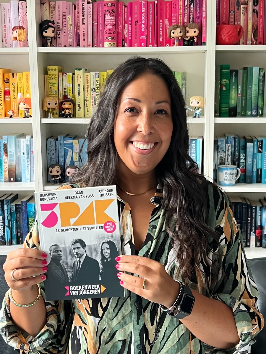 BWvanJongeren's tweet image. Haal jouw exemplaar van #3PAK dit weekend nog gratis in huis! Je haalt 3PAK bij de boekhandel en bibliotheek. 🥳

Daarnaast is 3PAK met je @CJPnl-pas ook gratis te beluisteren bij @Storytel_nl. Lees je liever het e-book? Dat kan ook! Deze lees je bij de Online Bibliotheek.