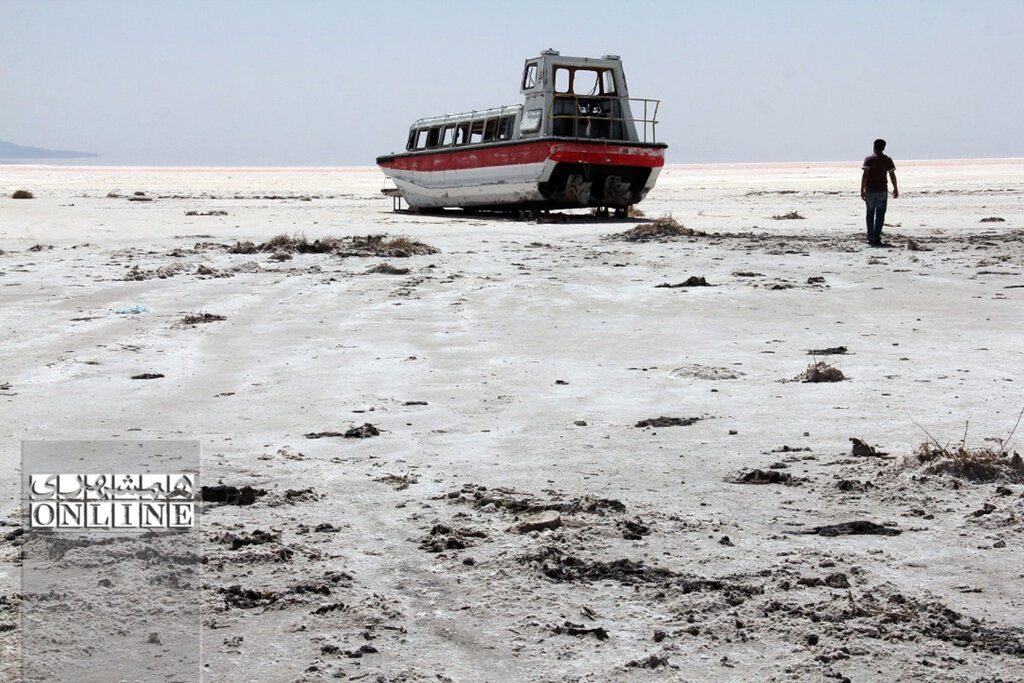 xm0hds's tweet photo. Do something for Lake Urmia
Don't let it be late!
ازین‌دولت ما کاری برنمیاد واقعا
۷ساله میگن توی برنامه مون هست وهرسال بدتر ازسال قبل،فکرکنم اینم خودمون باید یه کاری براش بکنیم.
@PadDolat @raisi_com @doe_ir @mohitzistIran
#we_wont_sell_Iran_to_Russia 
#we_wont_sell_Iran_to_China https://t.co/bKrnXBvgxb