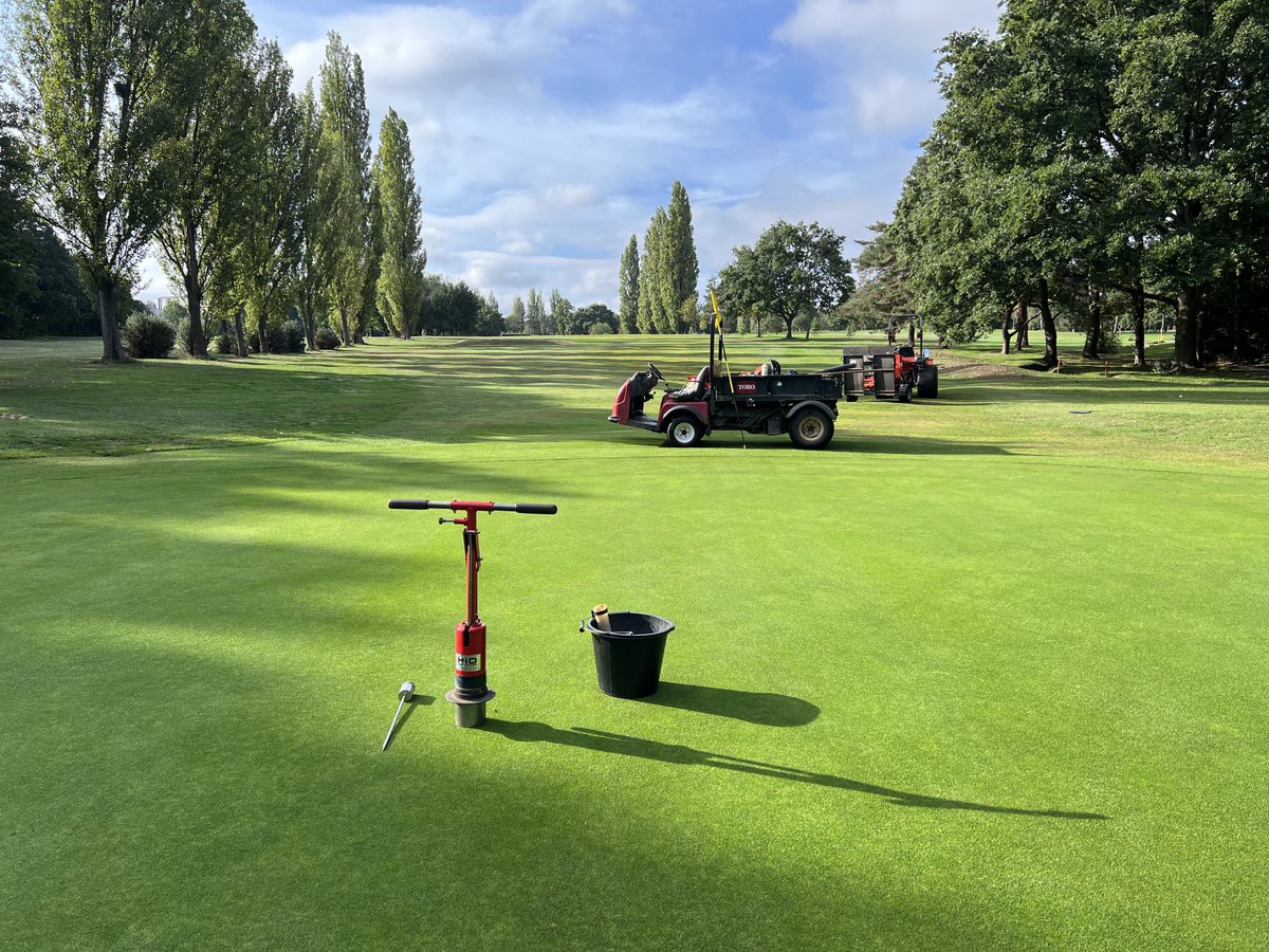 muswellhillgk's tweet photo. Course setup for finals day. Looks to be a great day for it⦠good luck to everyone playing! #golf #greenkeeping #autumn #coursesetup https://t.co/SAuw5hvUeU