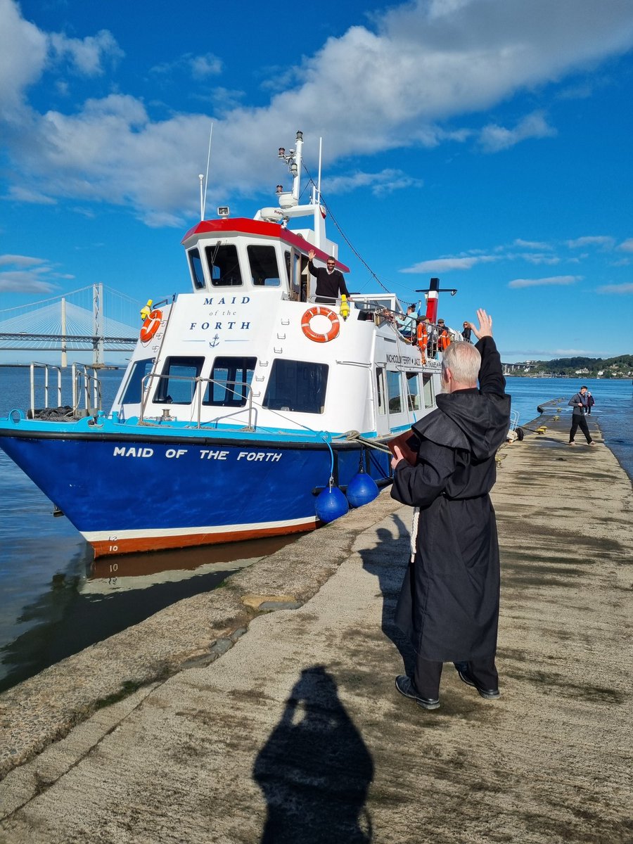 4thBridgesTours's tweet photo. Canon Mark is back for a month of exclusive guided tours on Inchcolm Island. Book your trip to Inchcolm now https://t.co/ANDLhOL5zd  @Maidoftheforth @VisitScotland https://t.co/R7cmoiUtw2