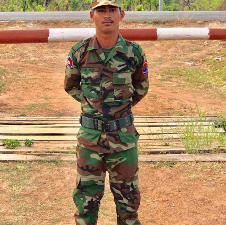 ស្រុលាញ់ប្រុស tweet media