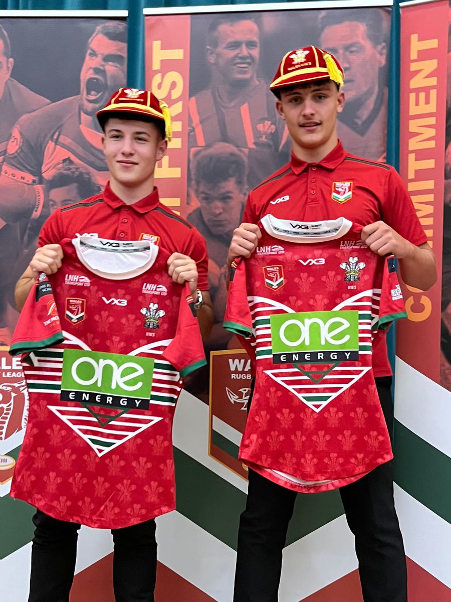 Blackwood_Rugby's tweet photo. Good Luck to Ethan Stebbs & Oli Ford this afternoon as they represent @WalesRugbyL U16s against England!
#BwoodYouth | #GoWellLads ⚫️🔴🟡 https://t.co/AXZxuzOSkj